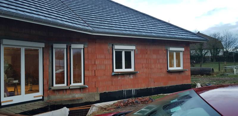 SPÉCIALISTE DES FERMETURES DU BÂTIMENT