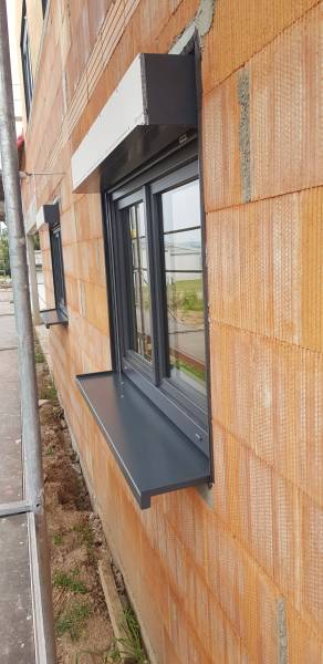 SPÉCIALISTE DES FERMETURES DU BÂTIMENT